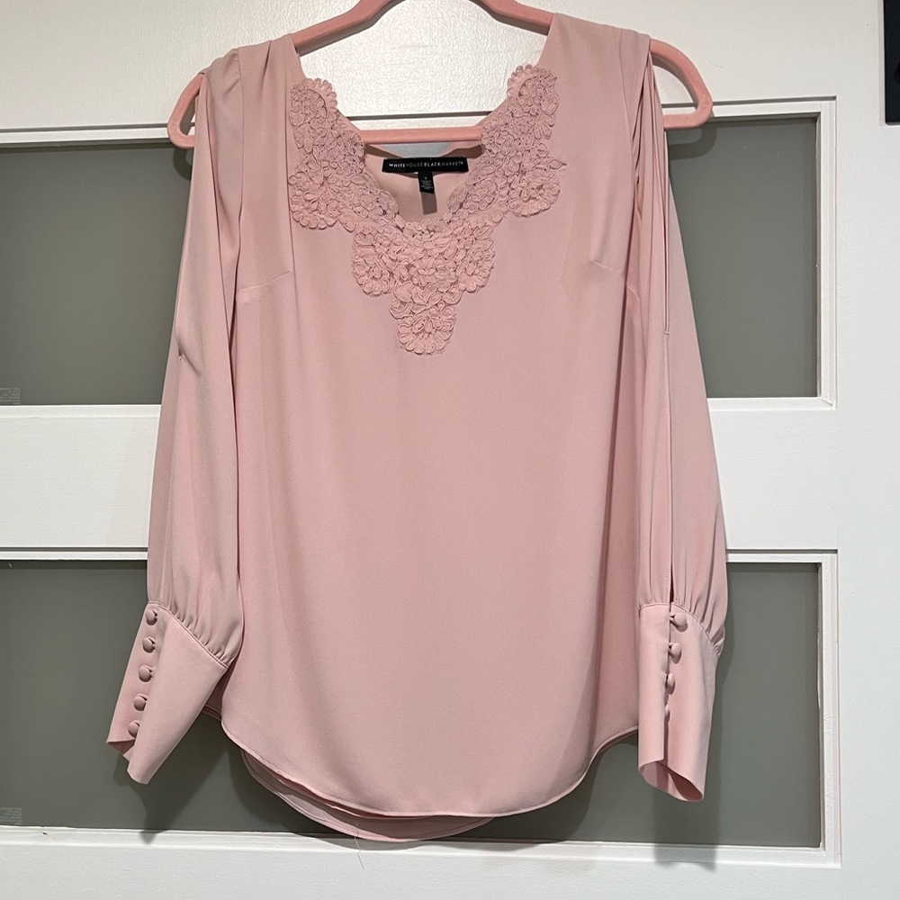 White House Black Market Elegant blush Pink Women's Top lace trim slit sleeve 2